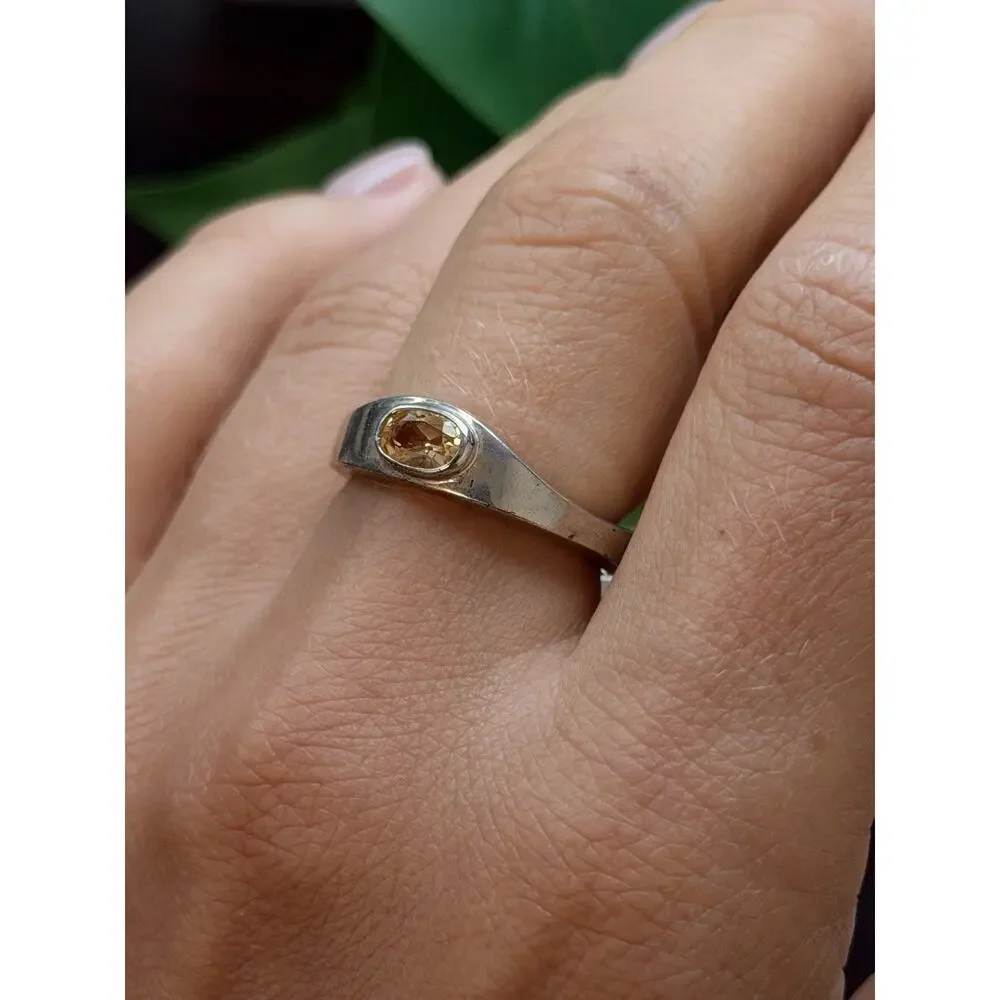 925 Sterling Silver Oval Yellow Citrine Band Ring Size 8
